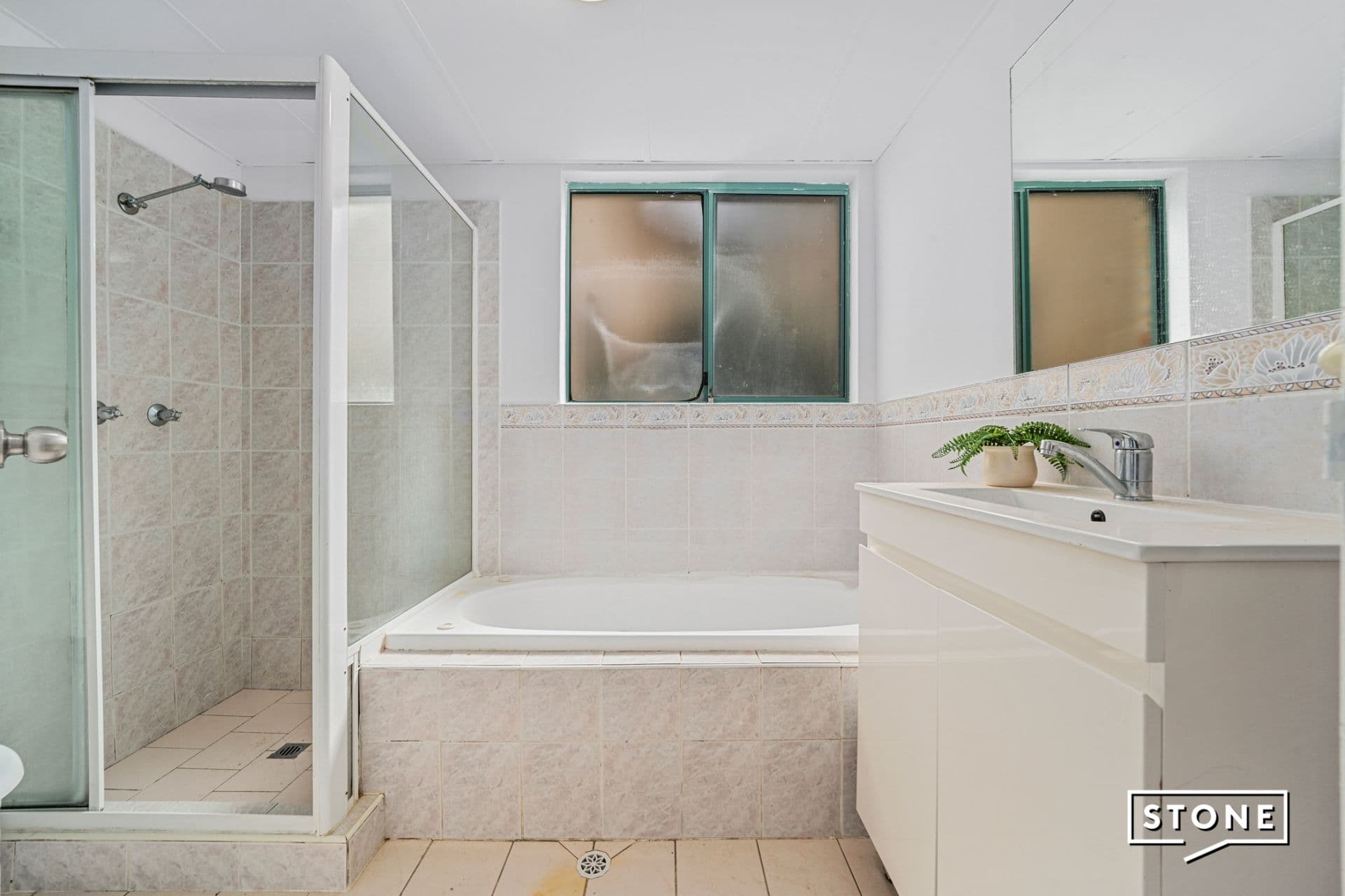 11/13-15 Bailey Street, Westmead, Westmead - Thumbnail 3
