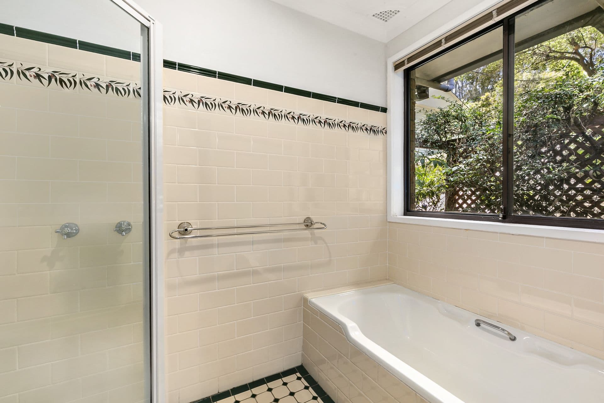 52-54 Murray Park Road, Figtree, Figtree - Thumbnail 2