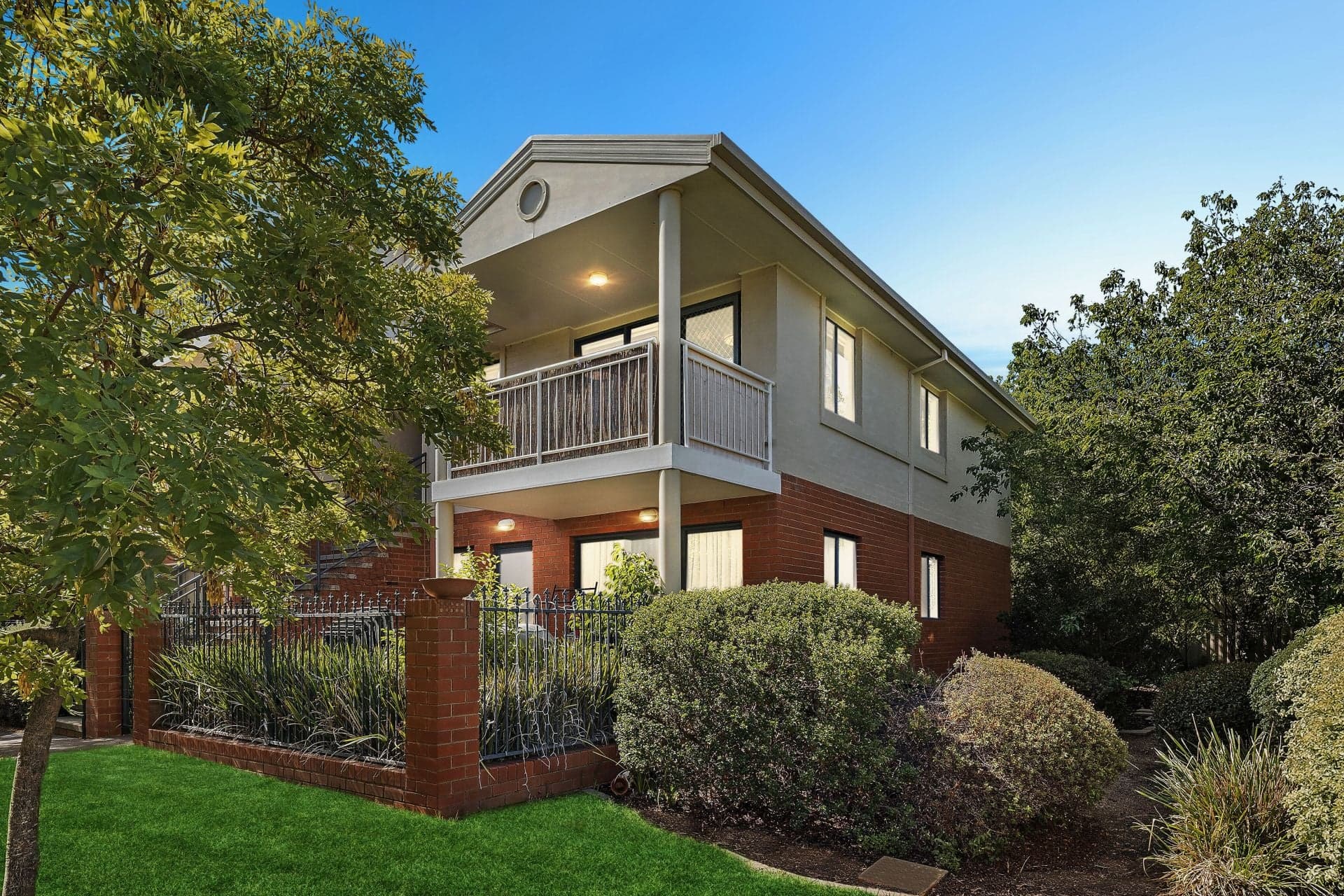 26/21 Ijong Street, Braddon, Braddon - Image 1