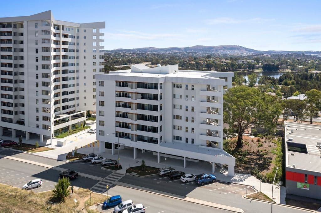 606/102 Swain Street, Gungahlin, Gungahlin - Thumbnail 2