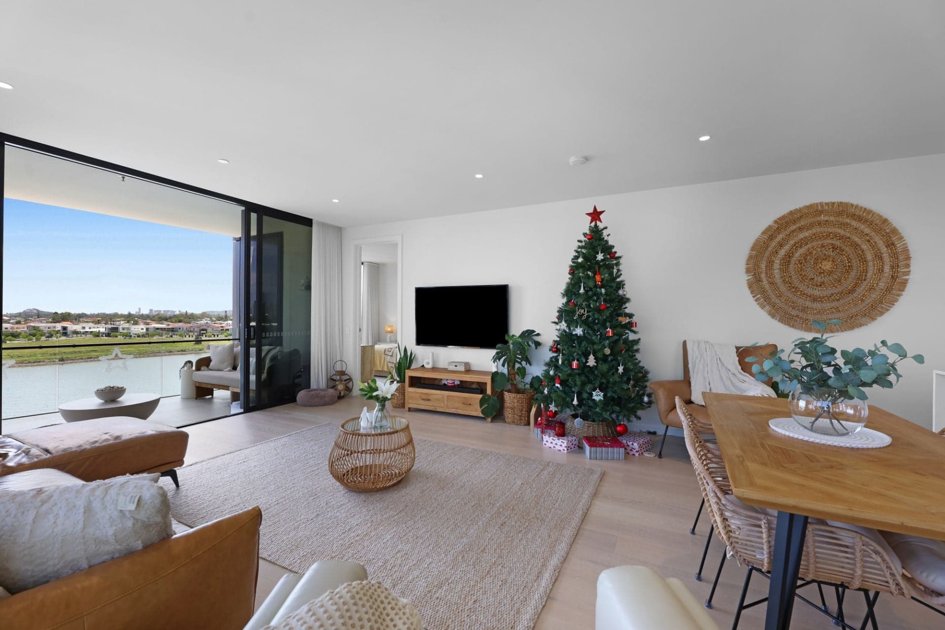 3507/24 The Lanes Boulevard, Mermaid Waters, Mermaid Waters - Thumbnail 4