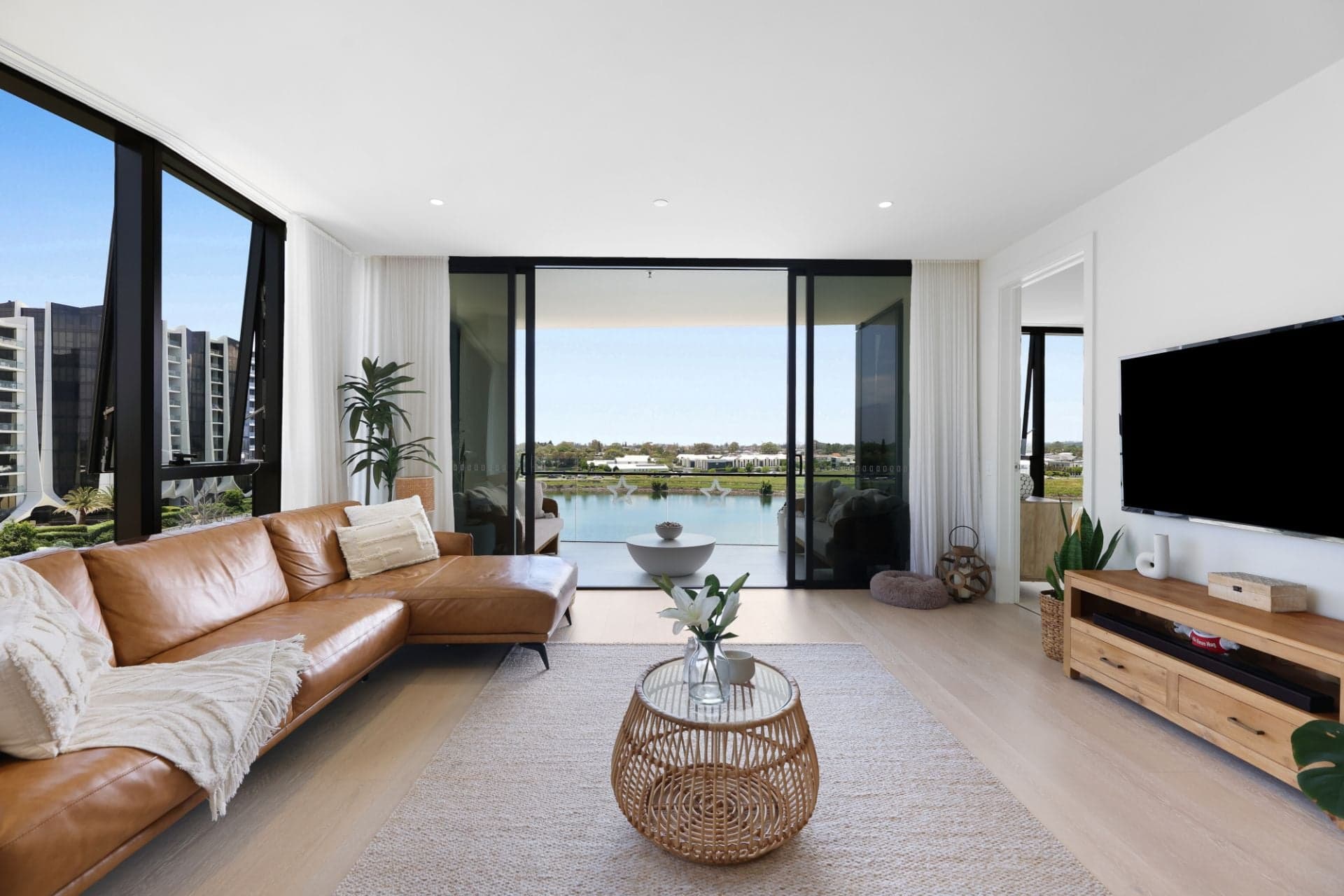 3507/24 The Lanes Boulevard, Mermaid Waters, Mermaid Waters - Thumbnail 5