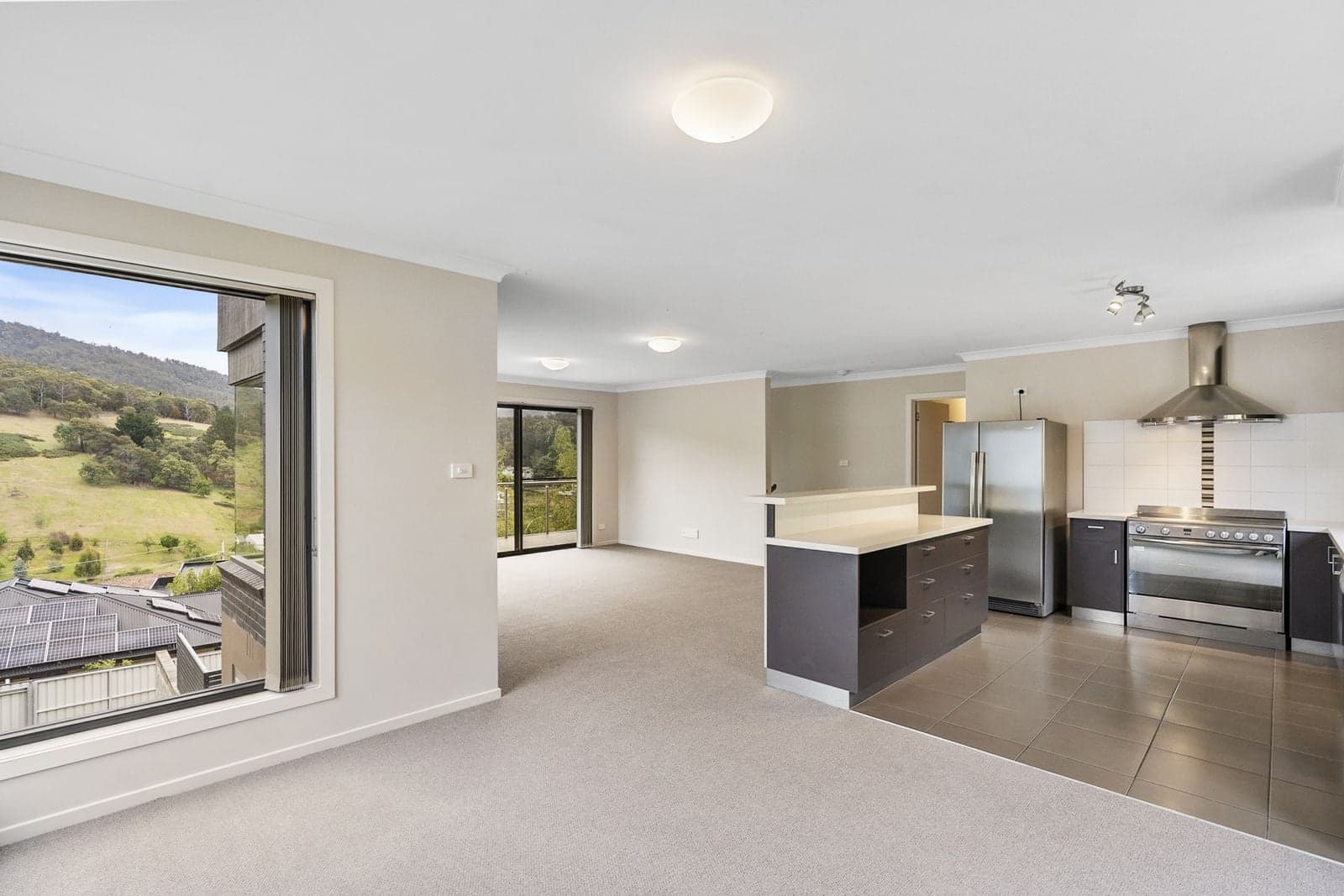 5 Olive Grove, Lenah Valley, Lenah Valley - Image 1