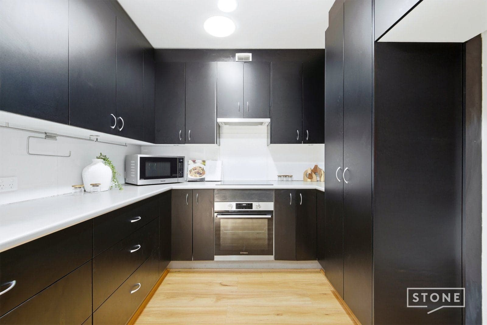 3 Brodie Circle, Baulkham Hills, Baulkham Hills - Thumbnail 3