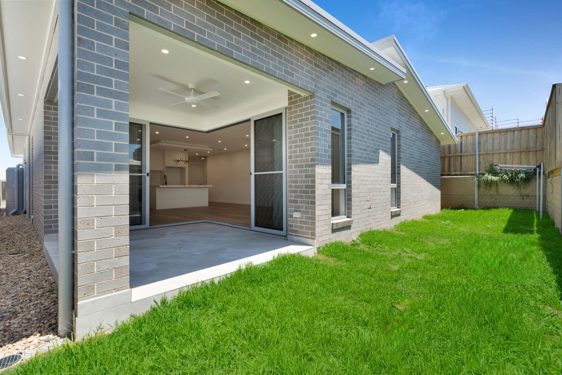 10 Sebring Street, Menangle Park, Menangle Park - Thumbnail 2