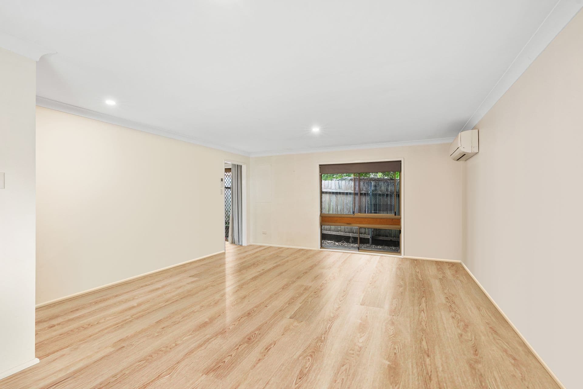 3 Packard Close, Killarney Vale, Killarney Vale - Thumbnail 4