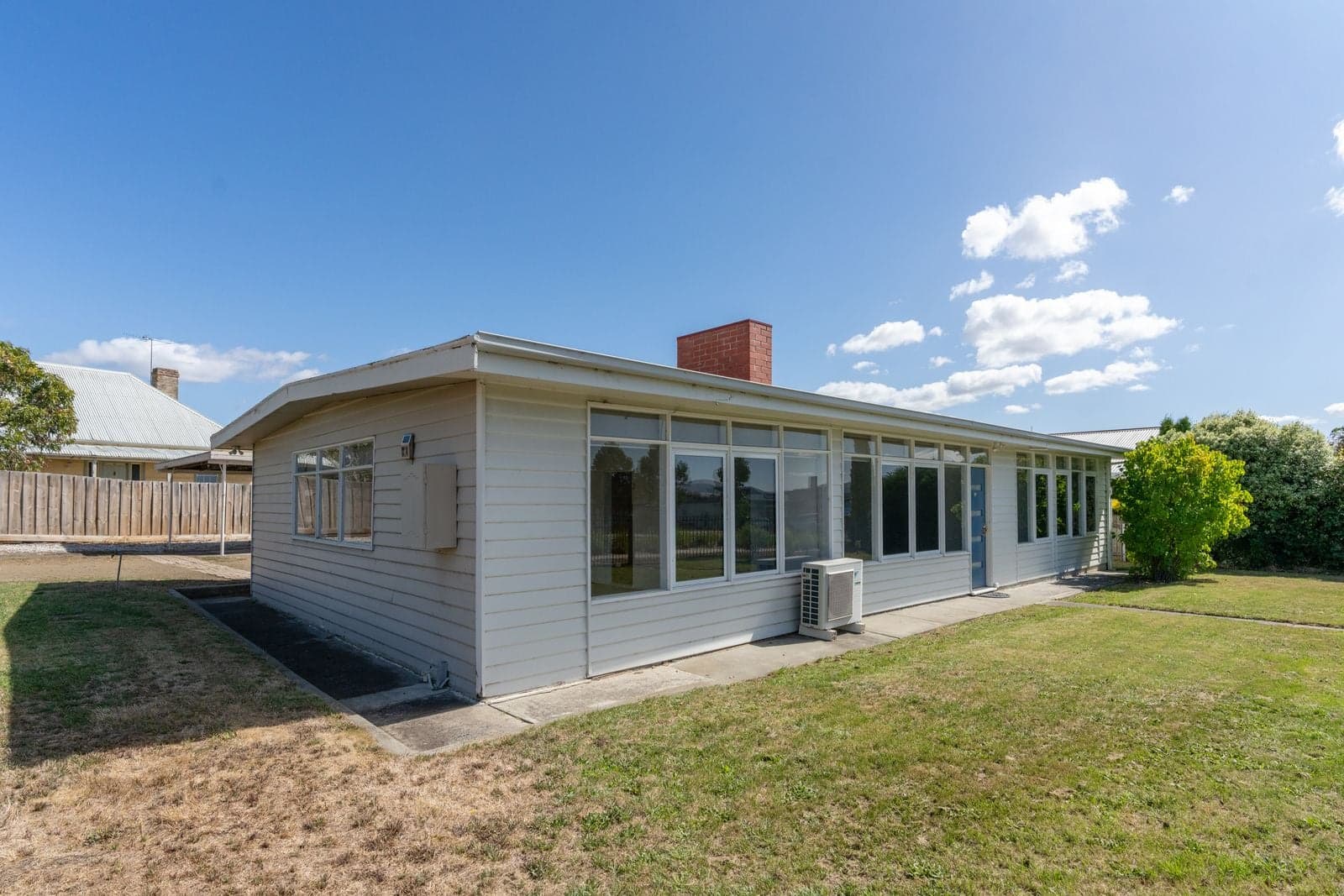 1A Racecourse Road, Brighton, Brighton - Thumbnail 3