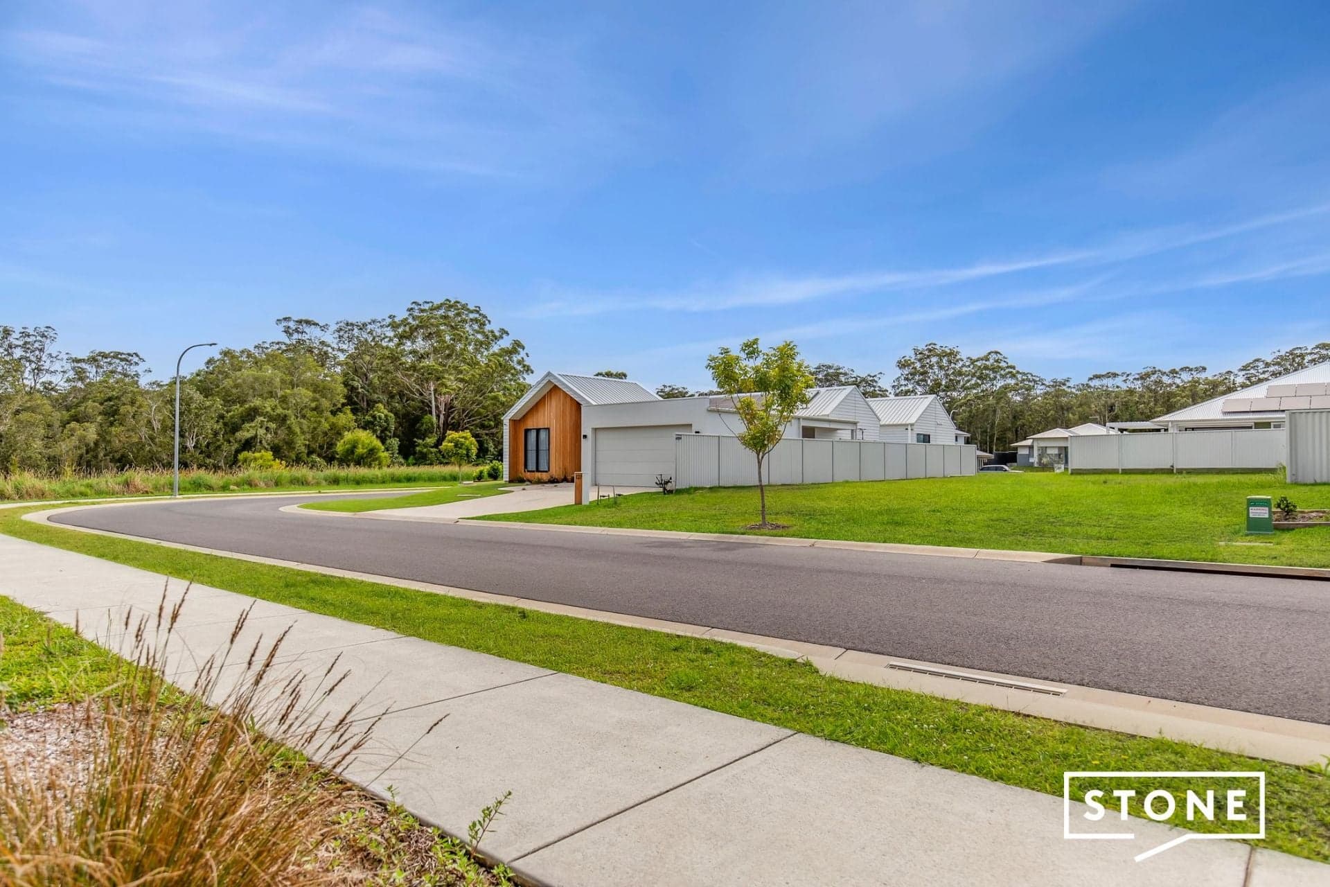 129 Full Circle Crescent, Bonville, Bonville - Thumbnail 2