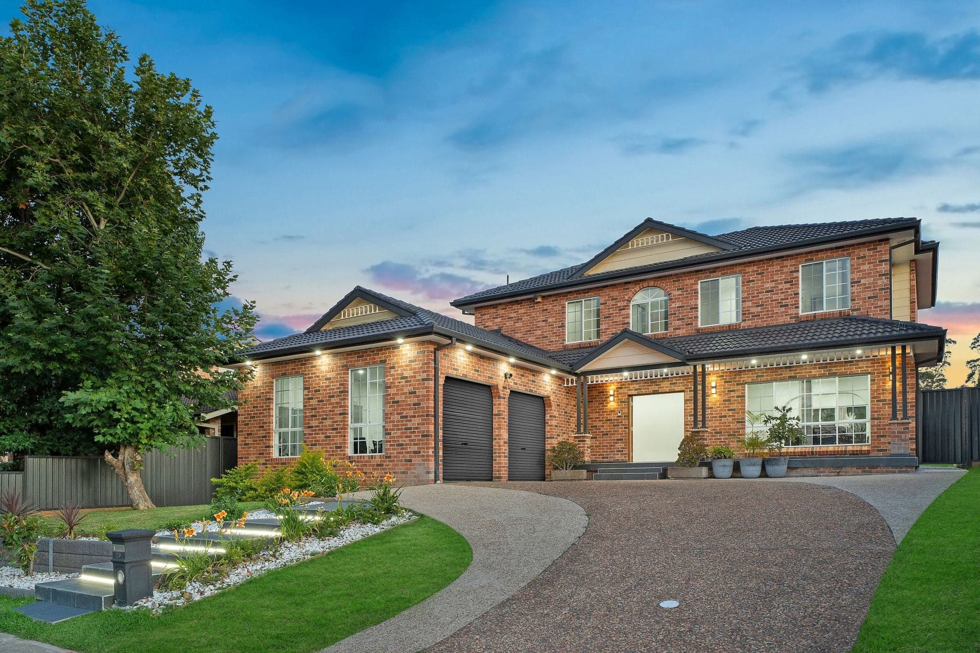 20 Ingham Drive, Casula, Casula - Thumbnail 3