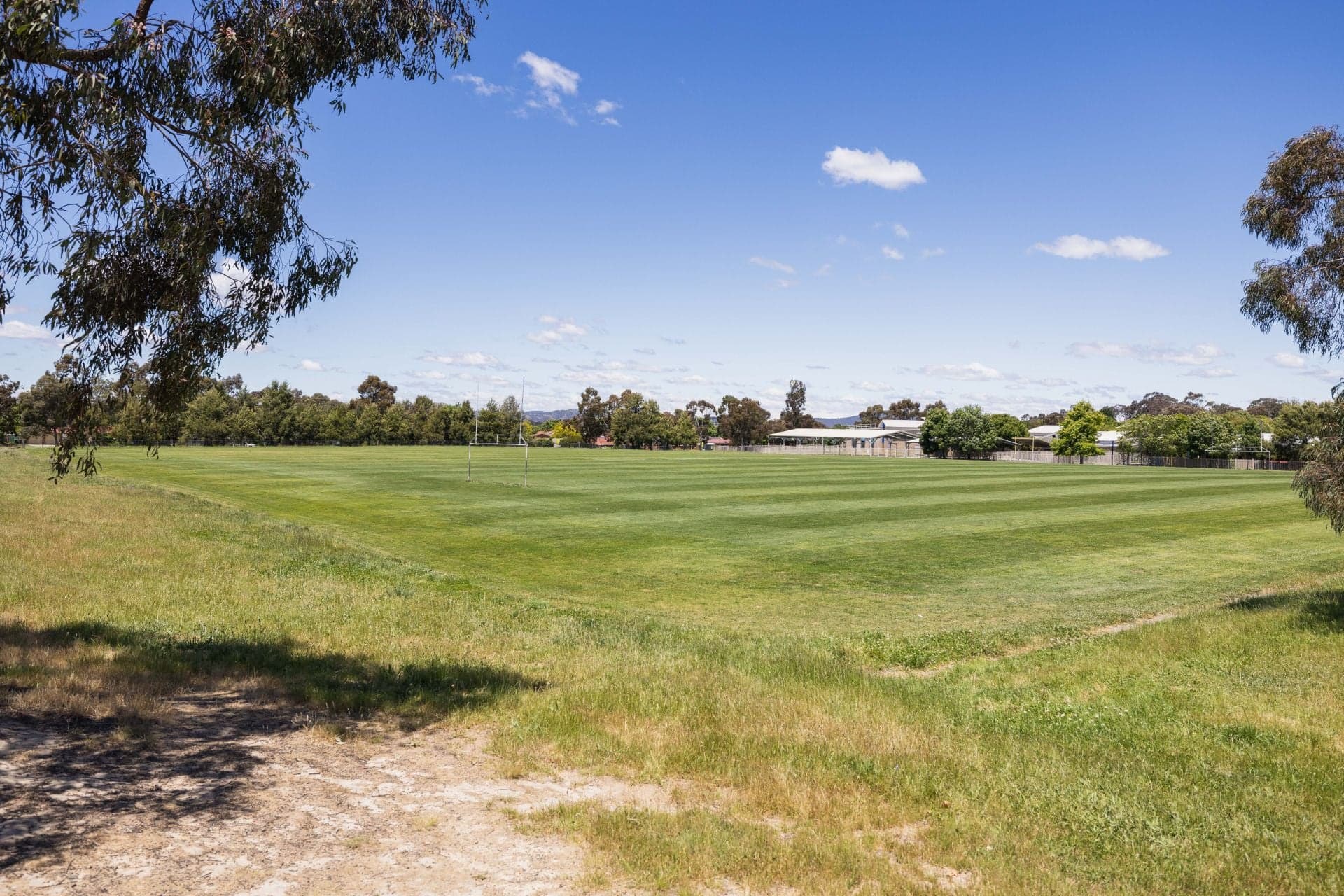 18 Hughes Crescent, Ngunnawal, Ngunnawal - Thumbnail 2