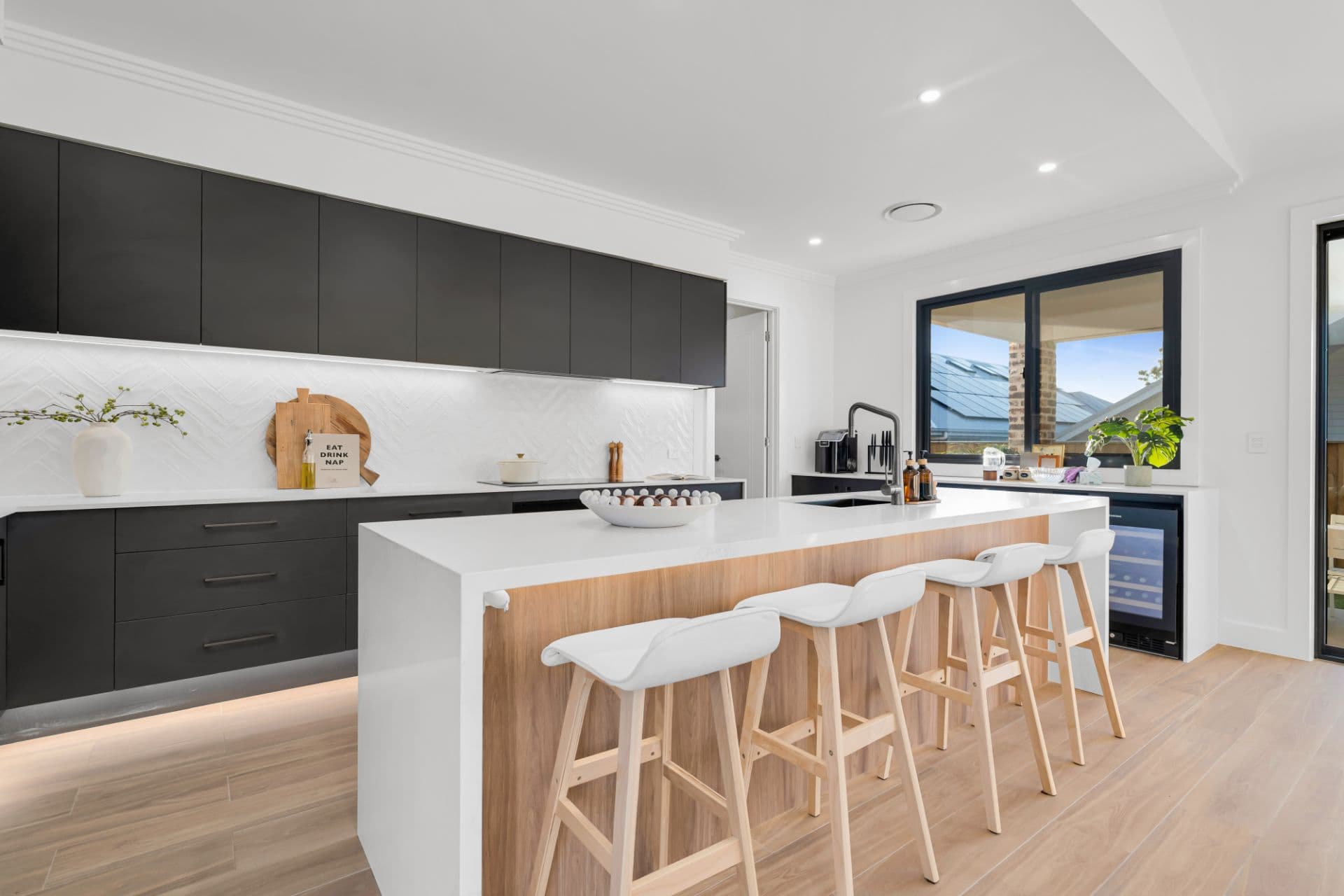 33 Dairy Crescent, Menangle, Menangle - Thumbnail 5
