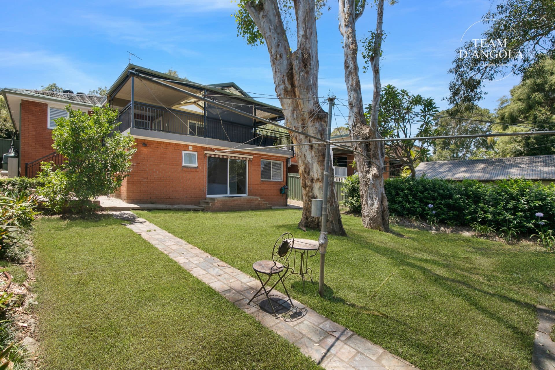 97 Rebecca Parade, Winston Hills, Winston Hills - Thumbnail 2