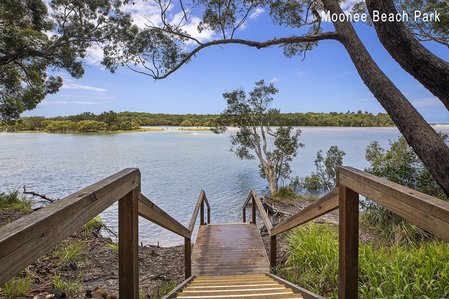5 Moonee Creek Drive, Moonee Beach, Moonee Beach - Thumbnail 2
