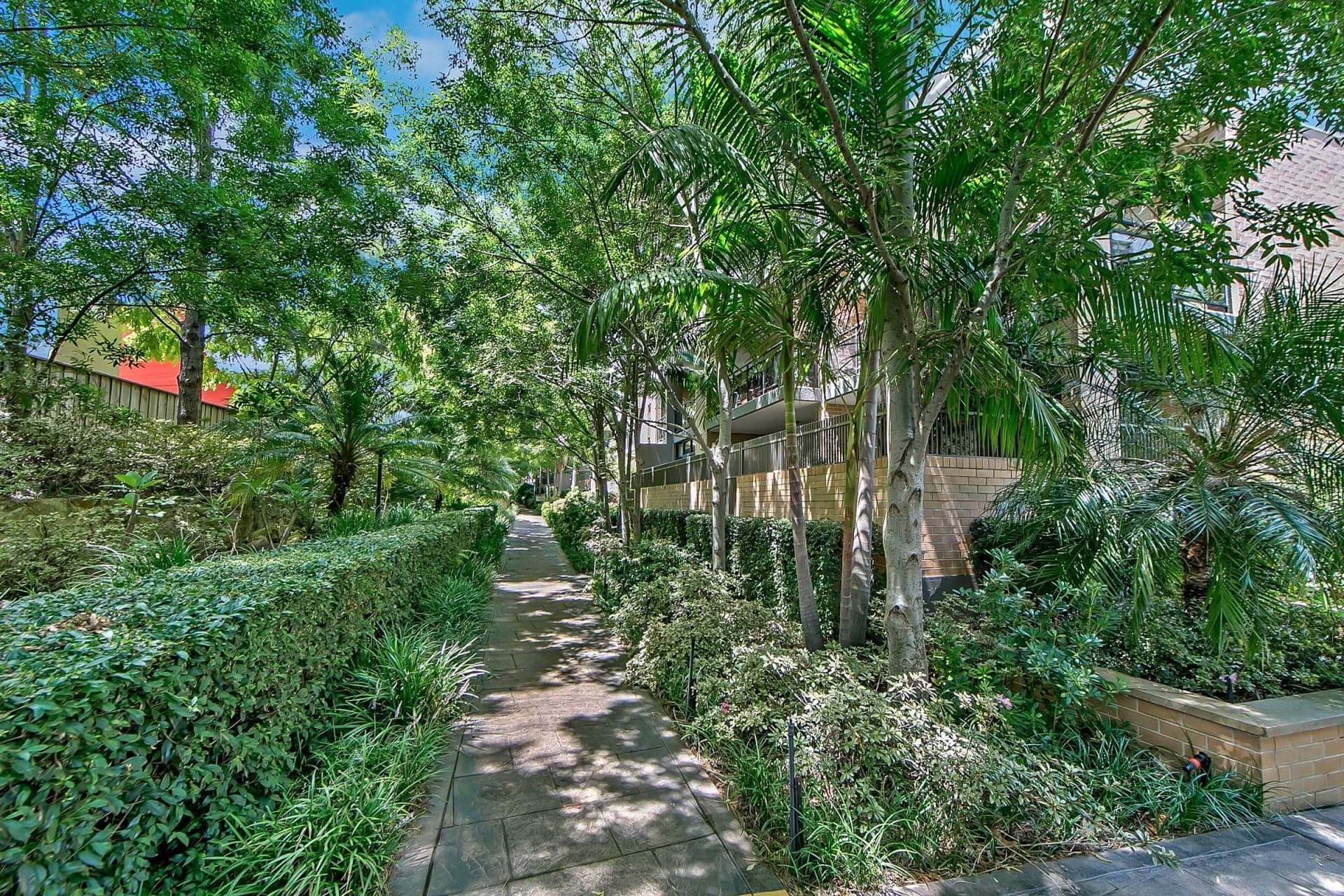 37/2-4 Purser Avenue, Castle Hill, Castle Hill - Thumbnail 2