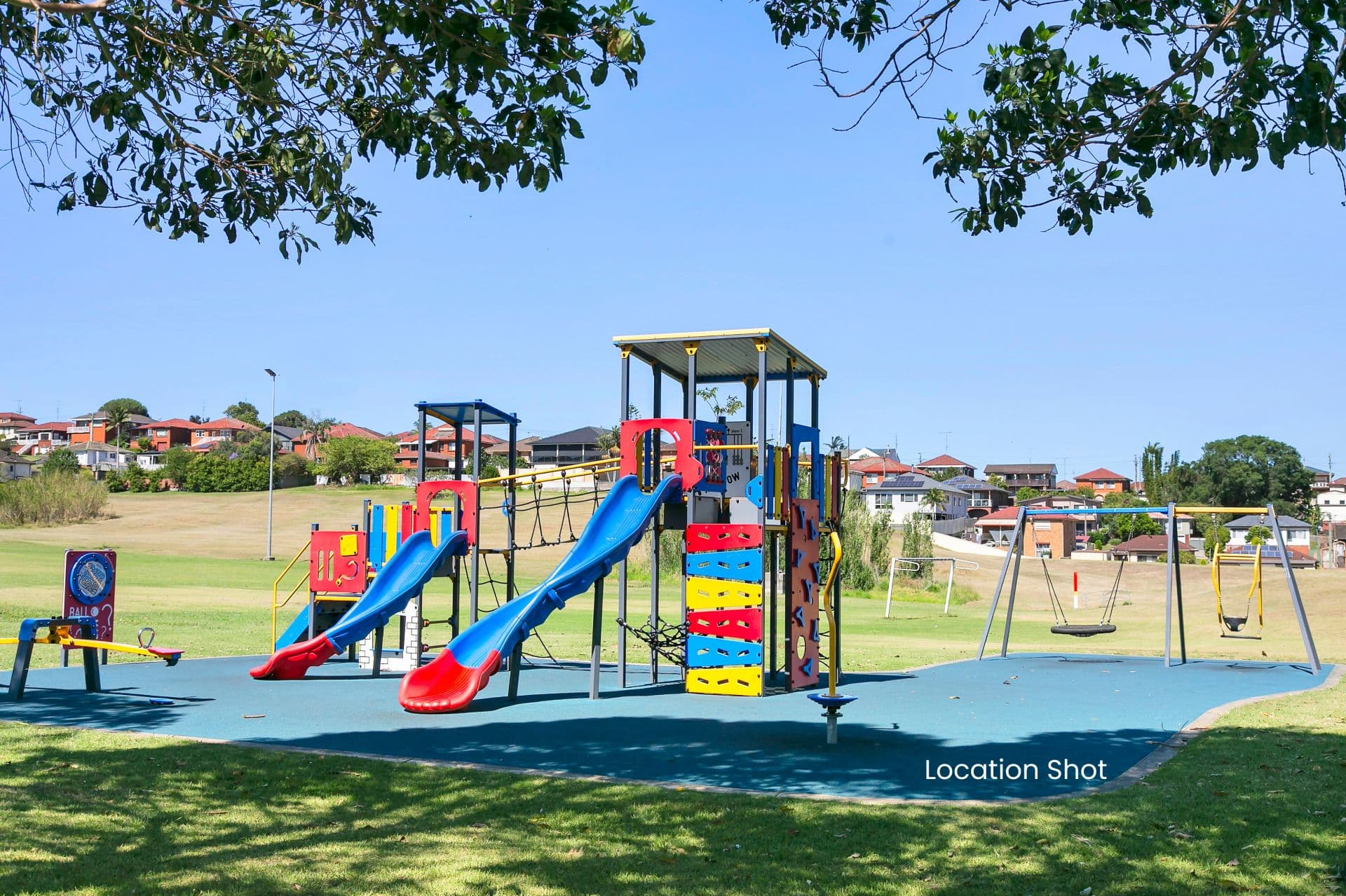 4 Gilgandra Street, Lake Heights NSW, Lake Heights - Thumbnail 2