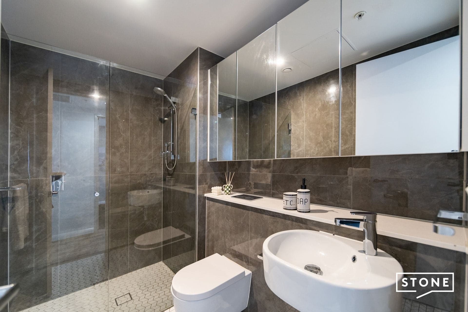 10/1045/1 Finch Drive, Eastgardens, Eastgardens - Image 1