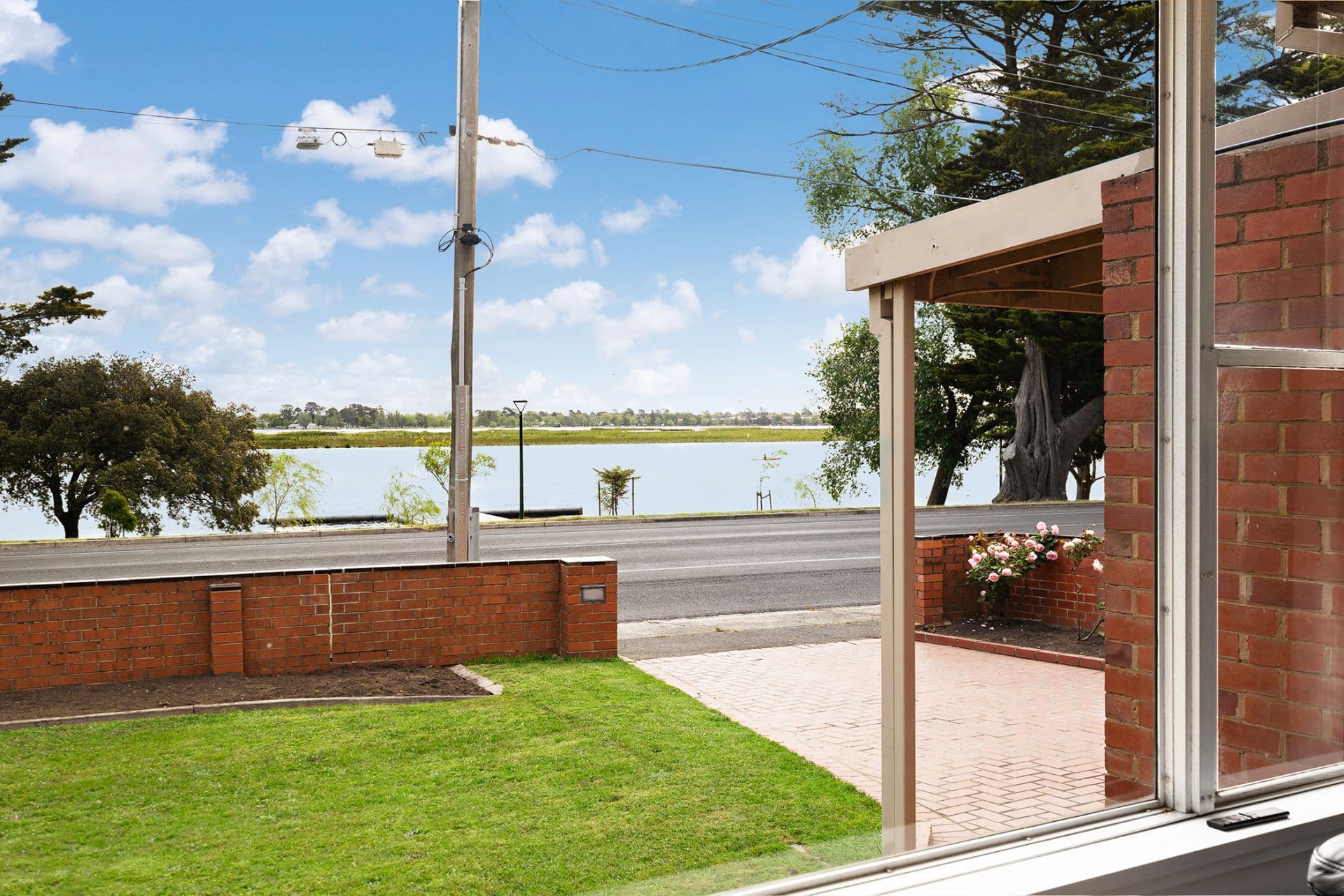 404 Wendouree Parade, Lake Wendouree, Lake Wendouree - Thumbnail 3