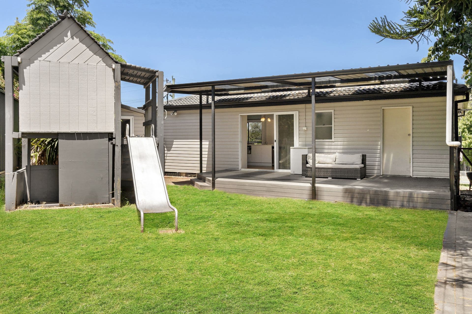 26 Pambula Crescent, Woodpark, Woodpark - Thumbnail 2