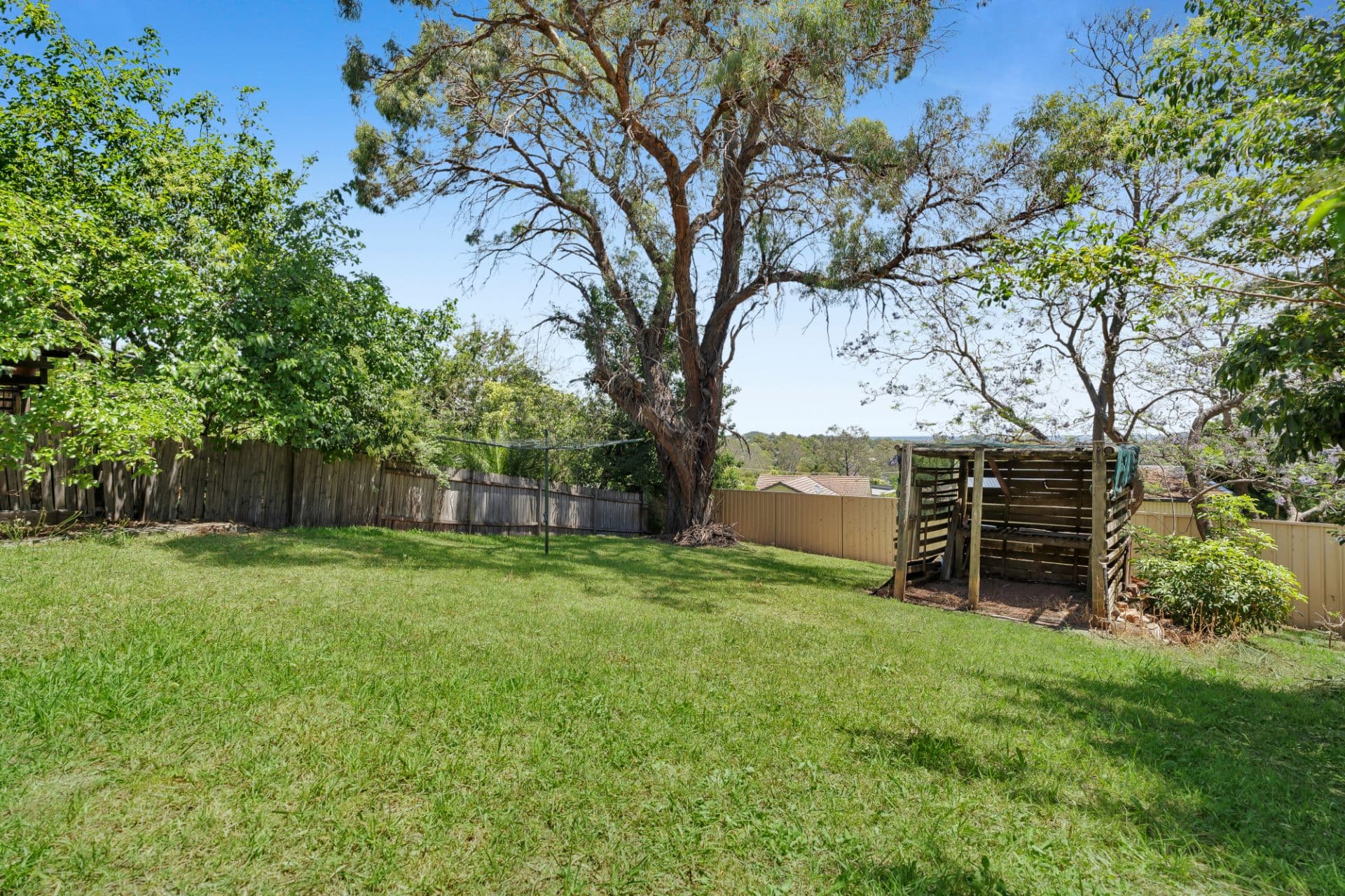 33 St Johns Road, Bradbury, Bradbury - Thumbnail 2