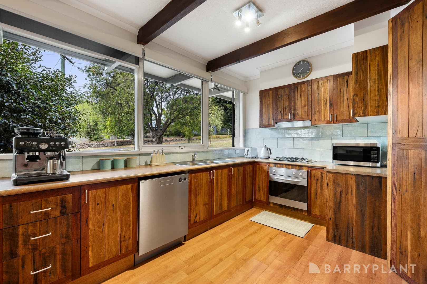 35 Balmoral Street, Kilsyth, VIC 3137, Kilsyth - Thumbnail 4