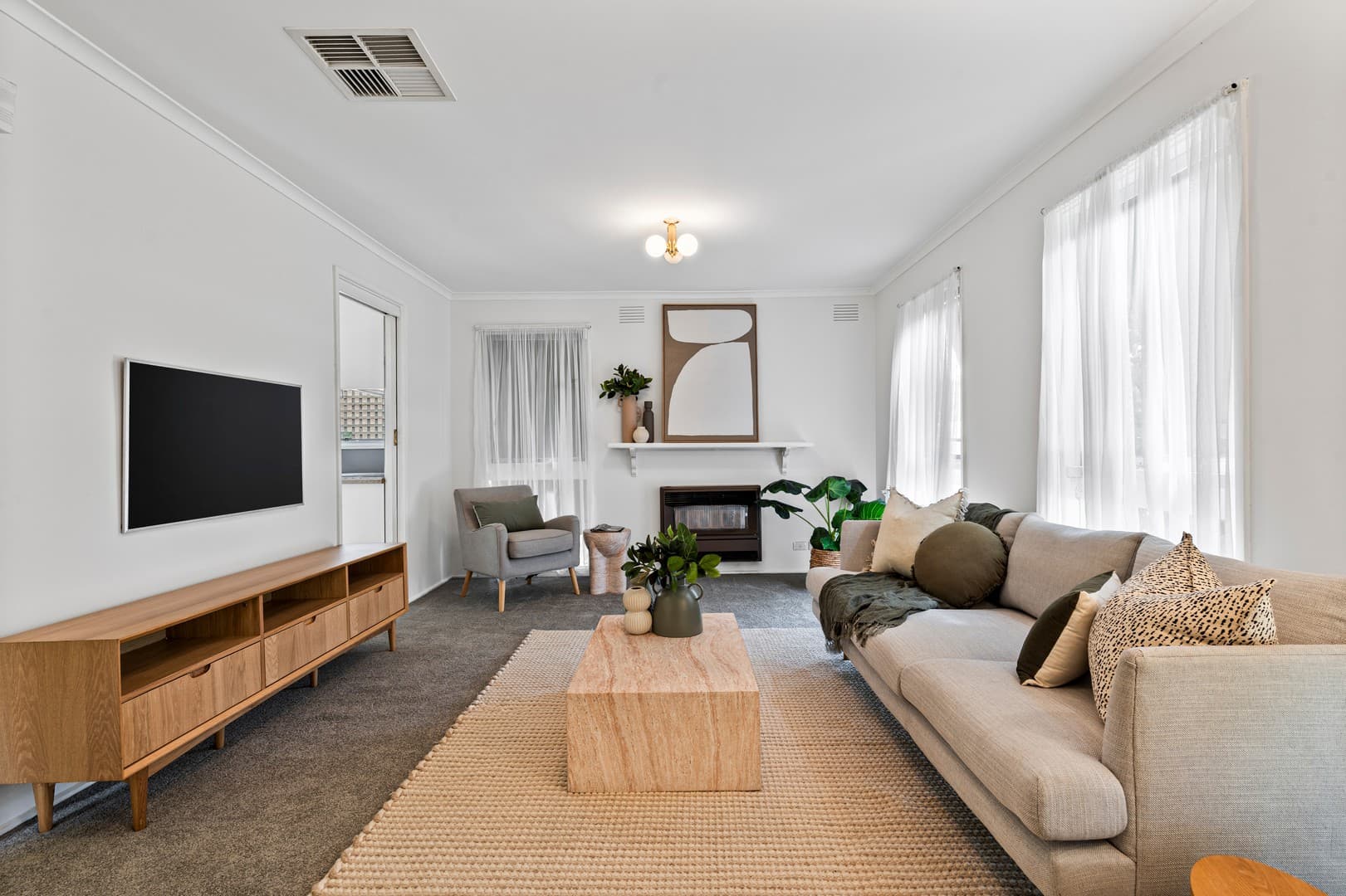 8 Chatsworth Avenue, Ardeer, VIC 3022, Ardeer - Thumbnail 4