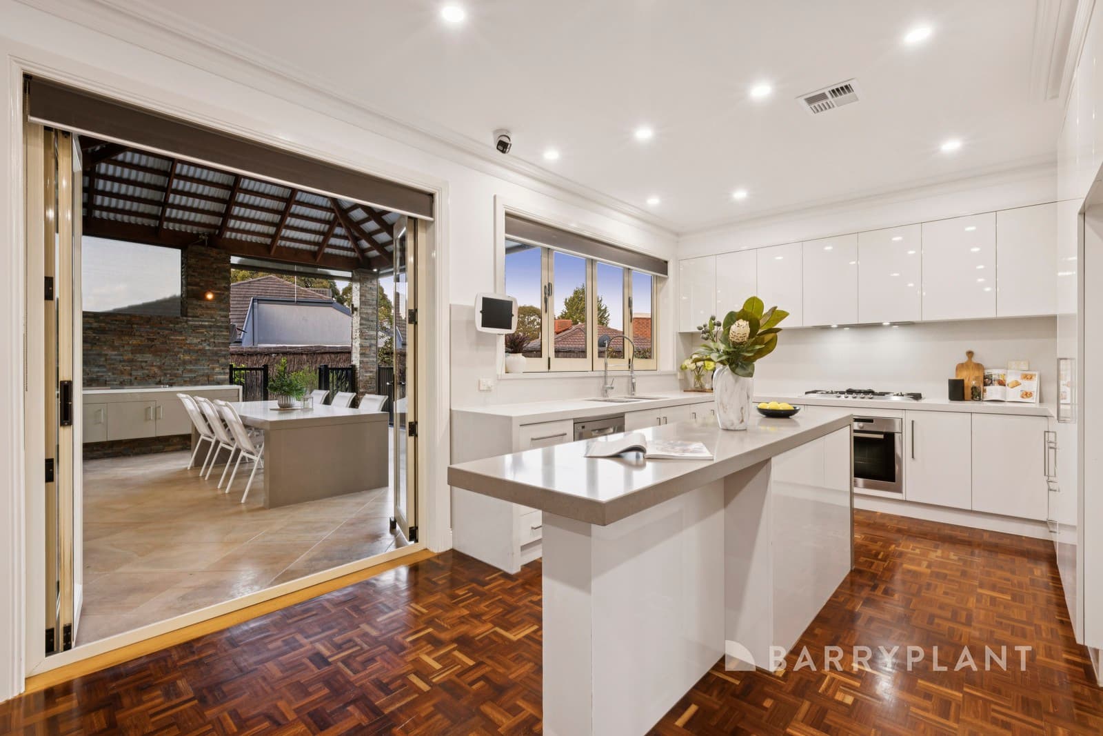 6 Salerno Way, Rowville, VIC 3178, Rowville - Thumbnail 4