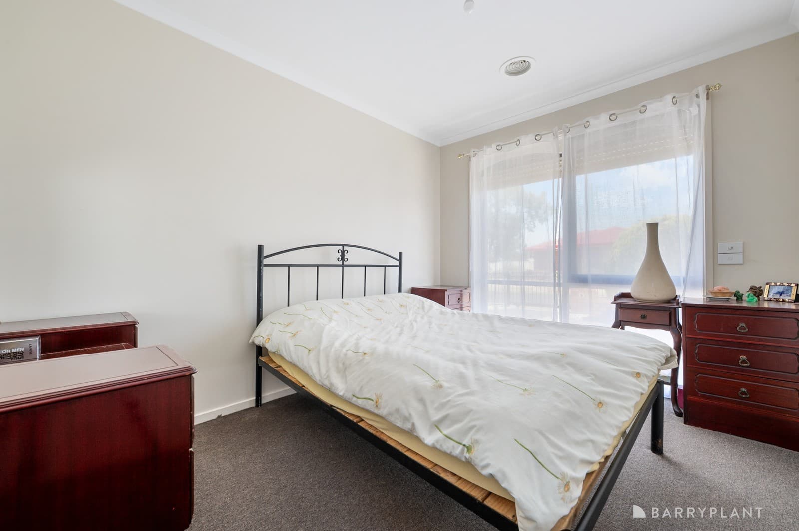 17 Cambrian Way, Melton West, VIC 3337, Melton West - Thumbnail 8