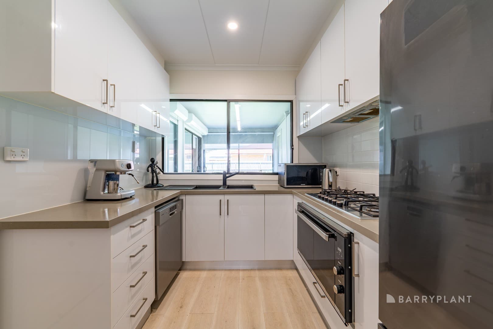 463 Barry Road, Dallas, VIC 3047, Dallas - Thumbnail 2