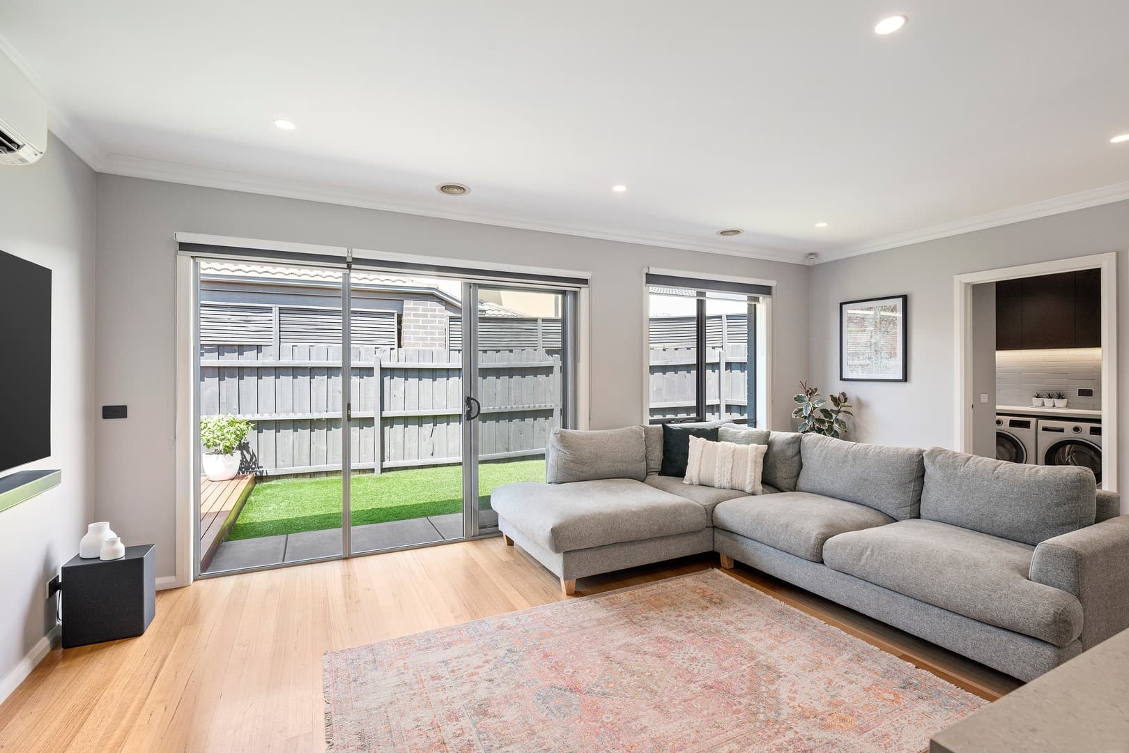 1/71 Mcintosh Street, Airport West, VIC 3042, Airport West - Thumbnail 2
