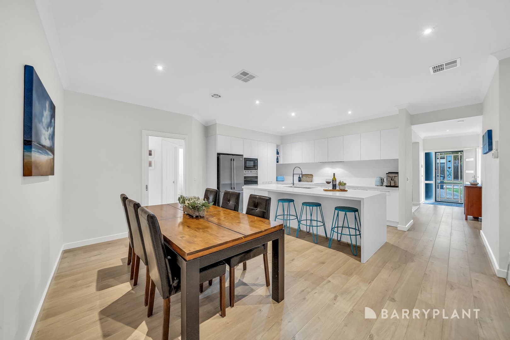 13 Hanna Street, Point Cook, VIC 3030, Point Cook - Thumbnail 6