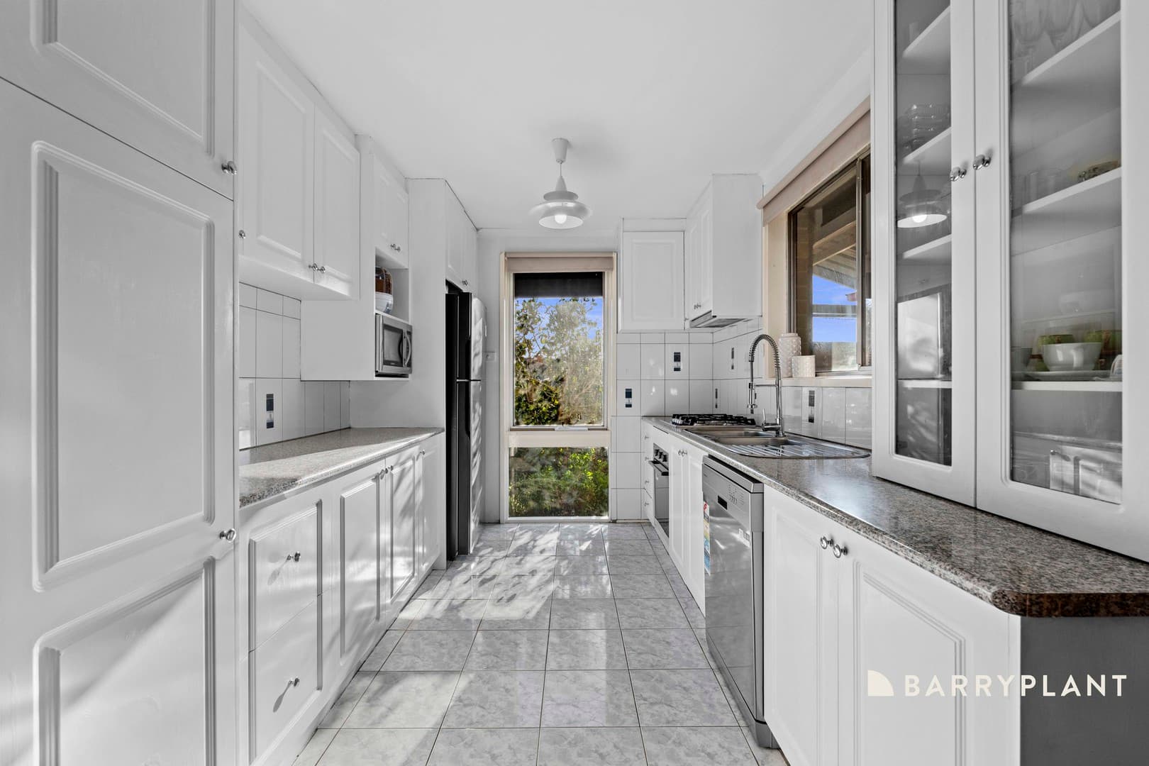 2 Lantana Avenue, Thomastown, VIC 3074, Thomastown - Thumbnail 2