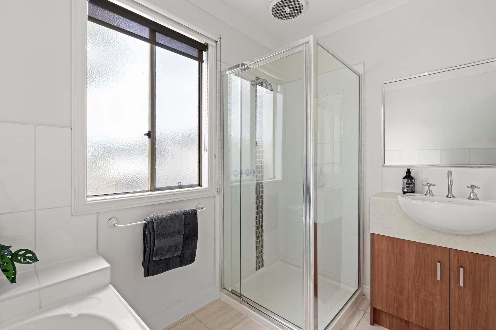 20A Wingara Avenue, Keilor East, VIC 3033, Keilor East - Thumbnail 6