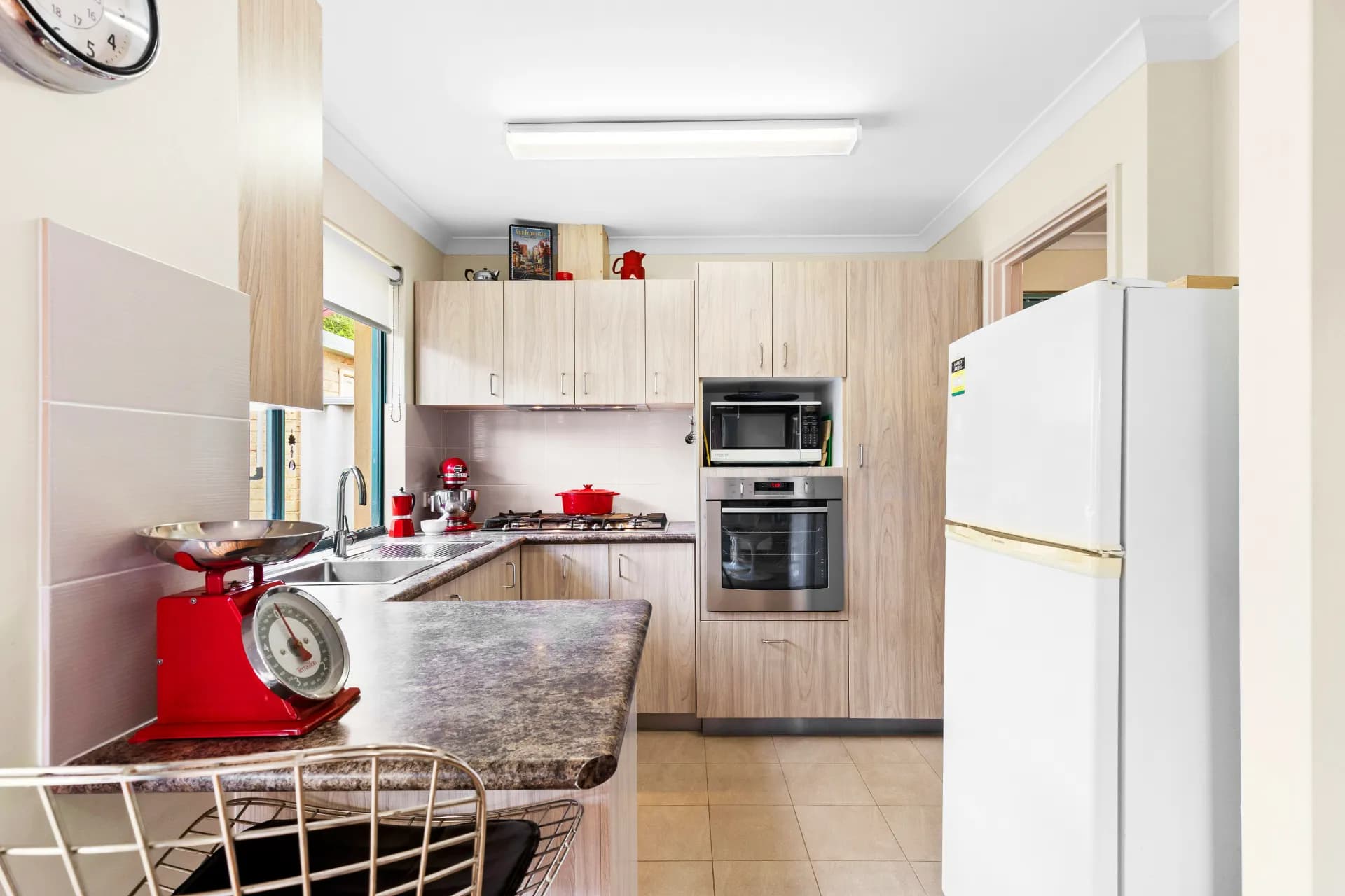2/223 Brixton Street, Kenwick - Thumbnail 7