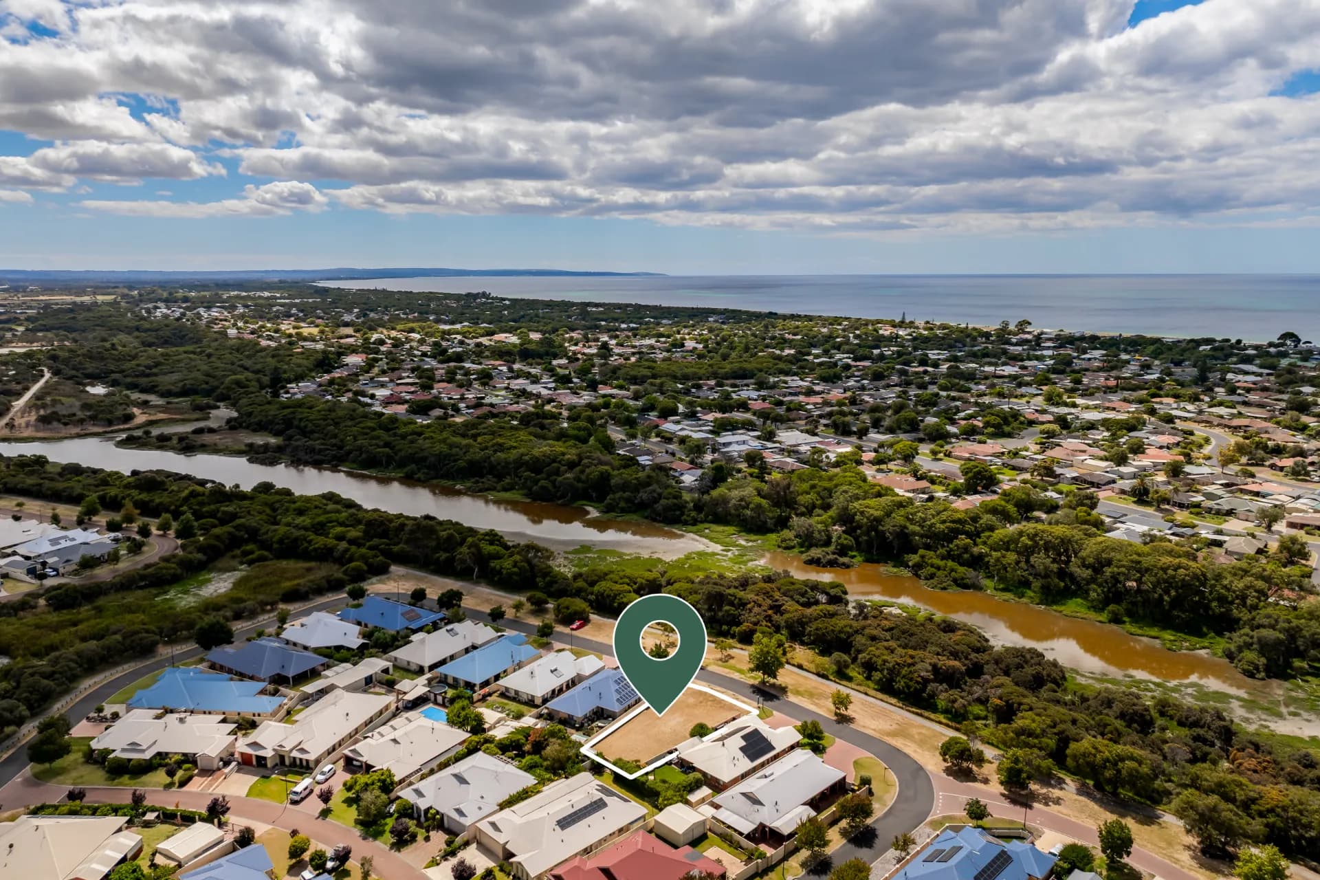21 Haifordshire Loop, West Busselton - Thumbnail 5