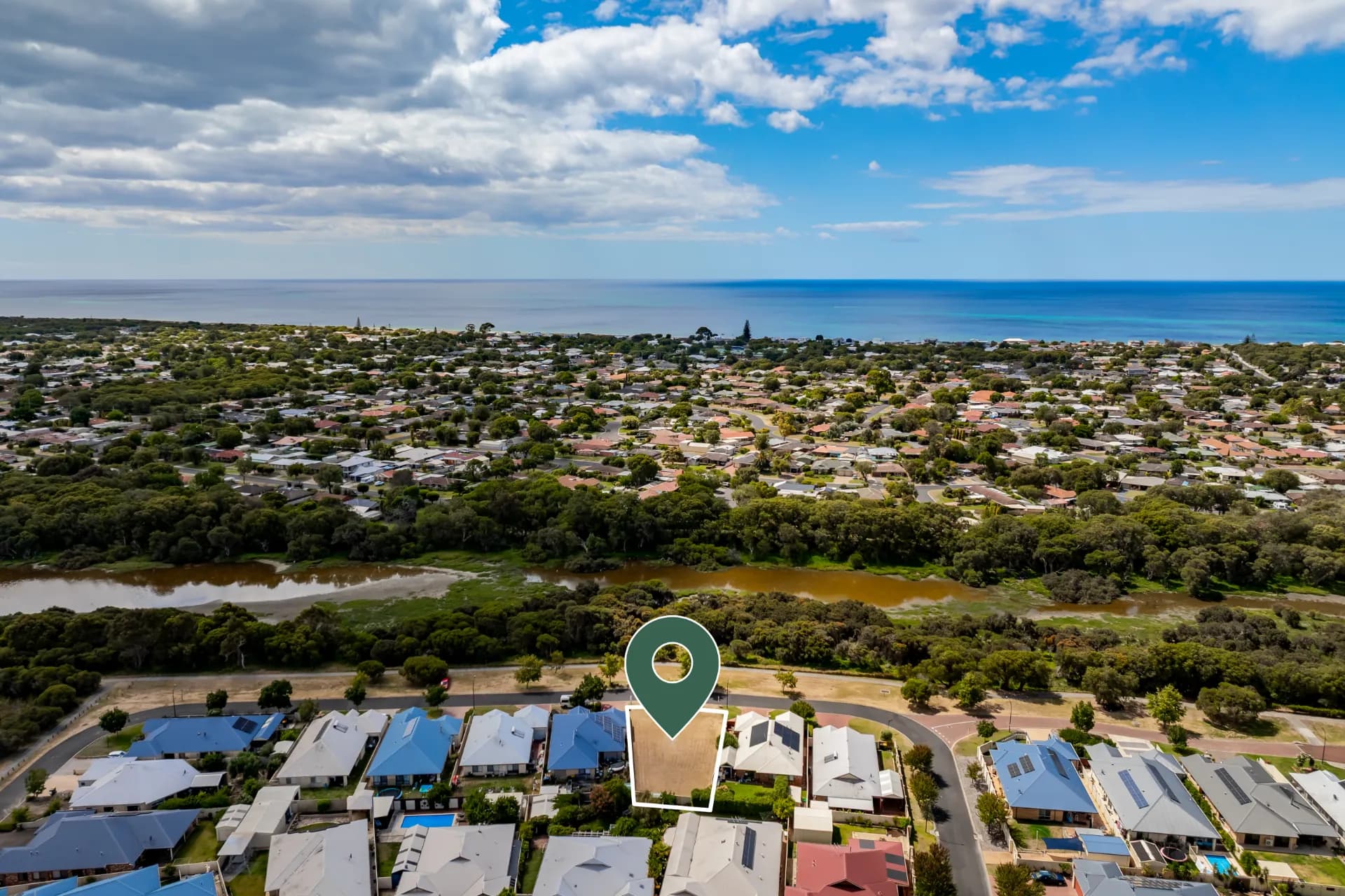 21 Haifordshire Loop, West Busselton - Thumbnail 6