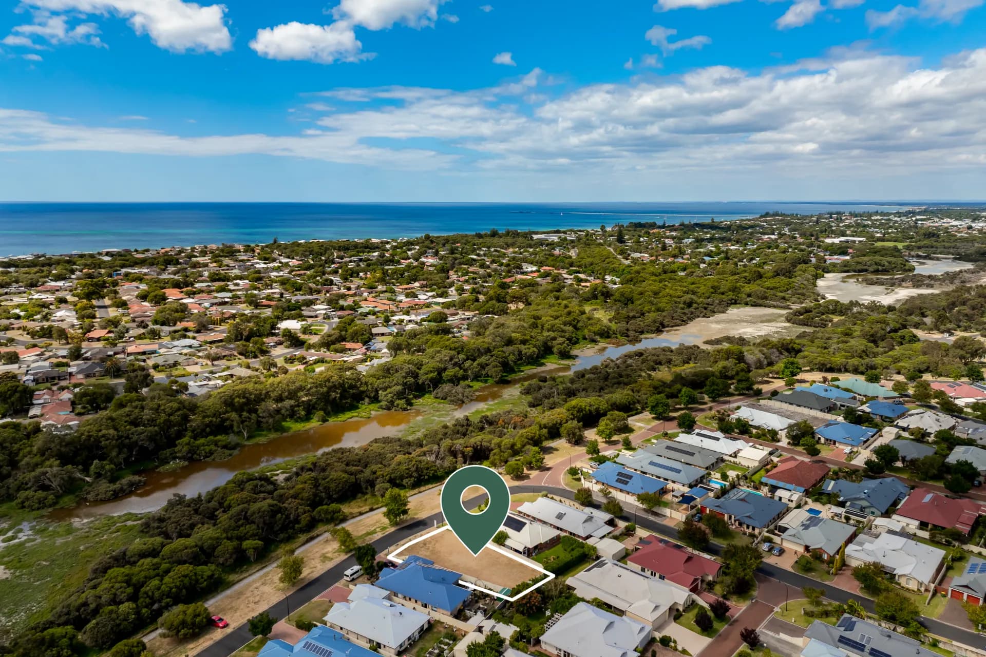 21 Haifordshire Loop, West Busselton - Thumbnail 7
