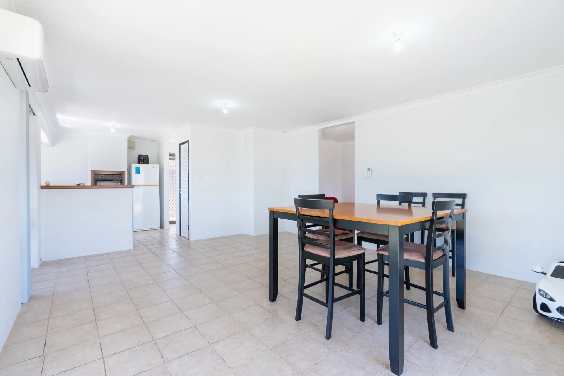 71 Discovery Crescent, Port Kennedy - Thumbnail 8