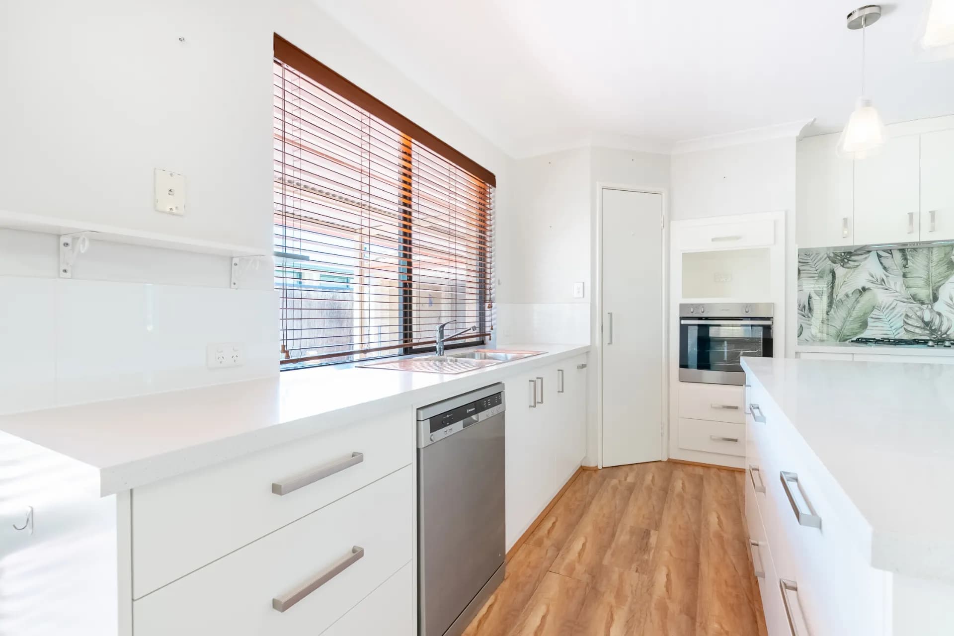 5 Carpentaria Drive, Port Kennedy - Thumbnail 5