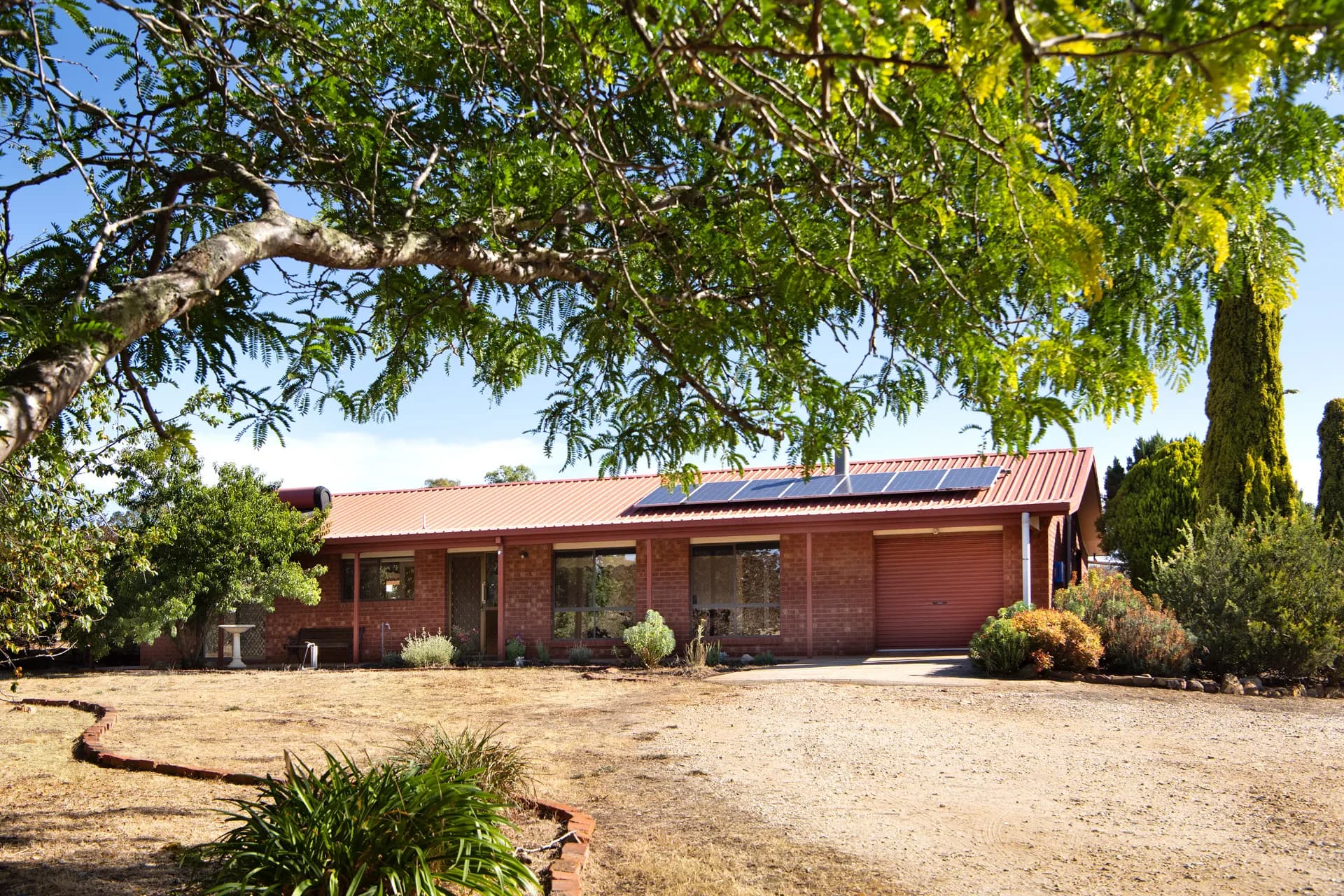 7568 Midland Highway, Campbells Creek - Image 1