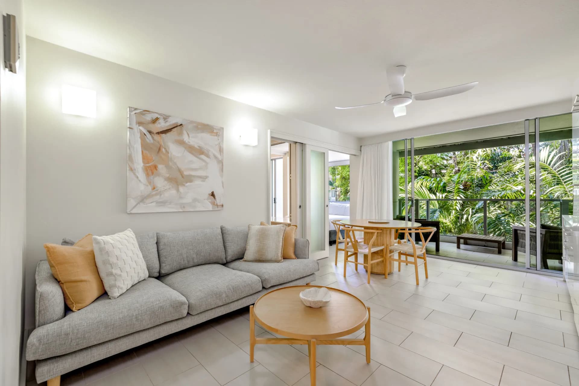 Unit 2307/2-22 Veivers Road, Palm Cove - Thumbnail 2