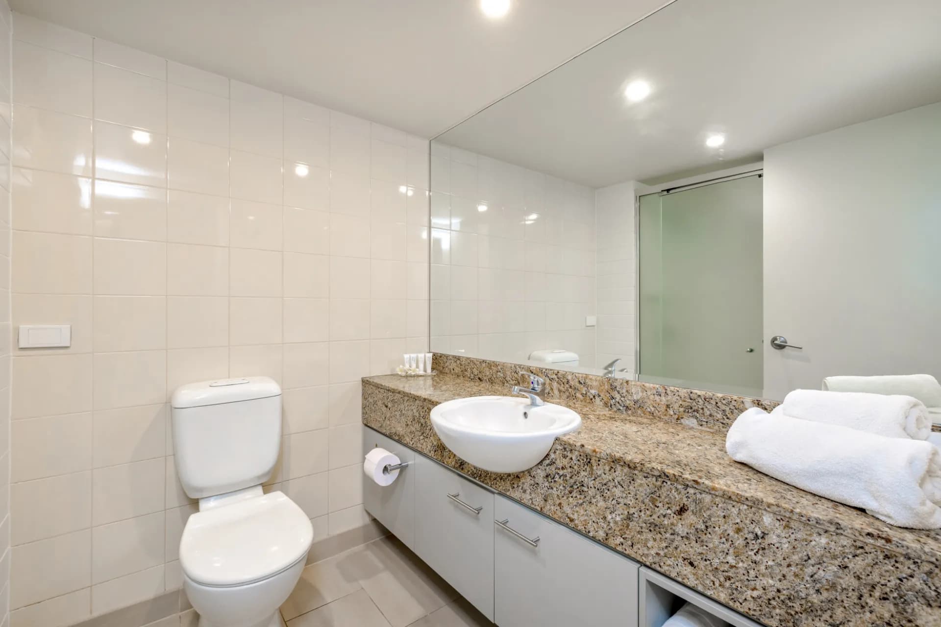 Unit 2307/2-22 Veivers Road, Palm Cove - Thumbnail 6