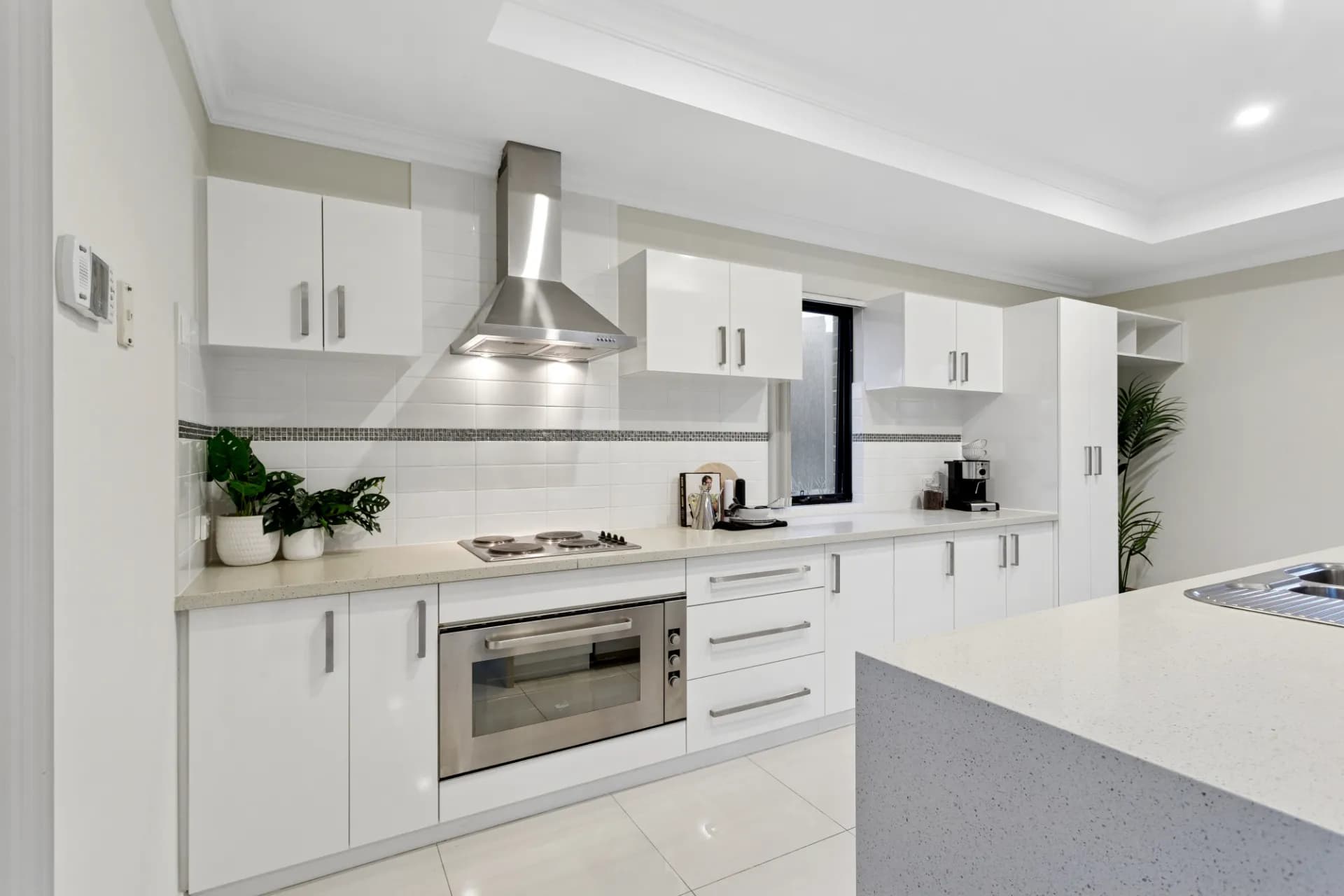 22D Yelverton Drive, Woodbridge - Thumbnail 3