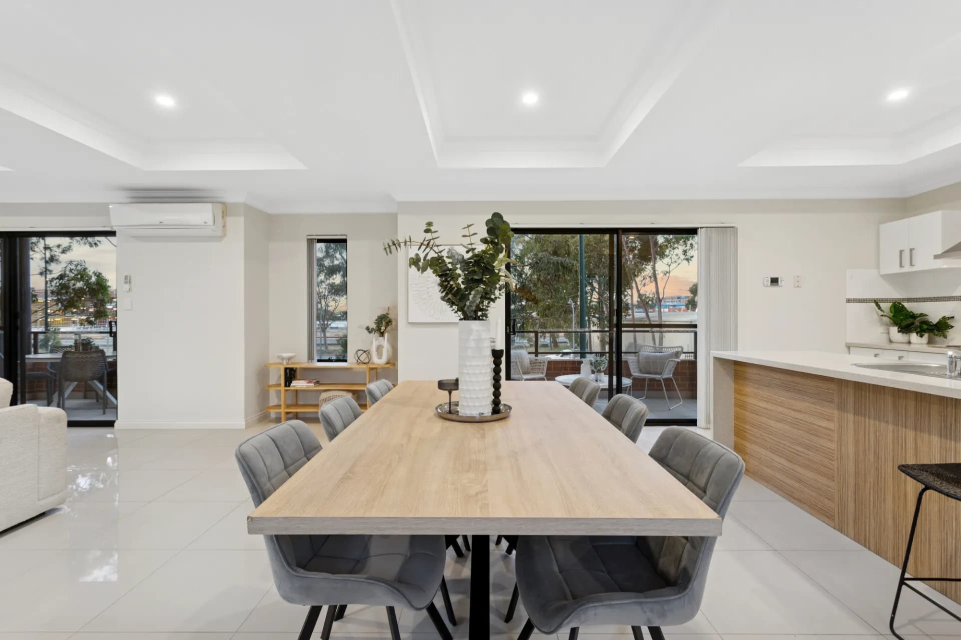 22D Yelverton Drive, Woodbridge - Thumbnail 6
