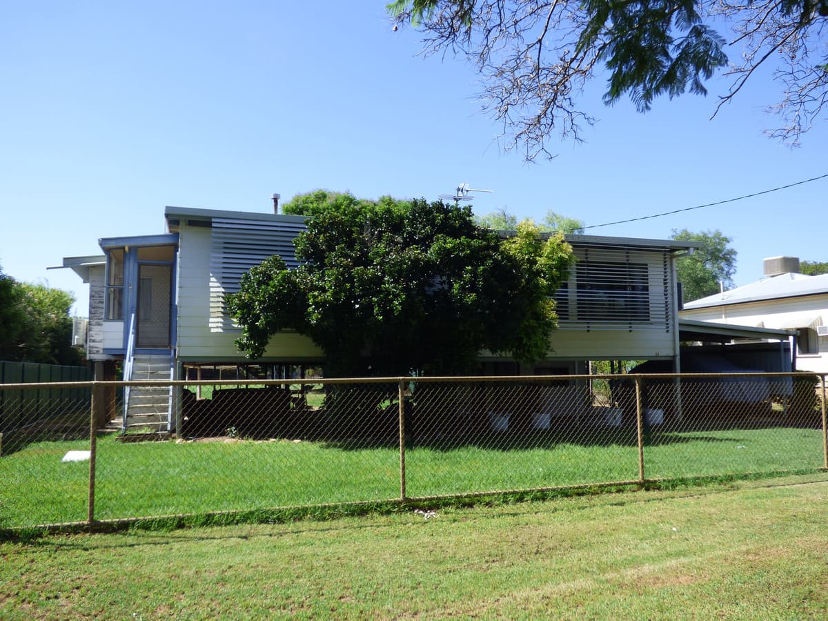 14 Saint Georges Terrace, St George QLD 4487, St George - Image 1