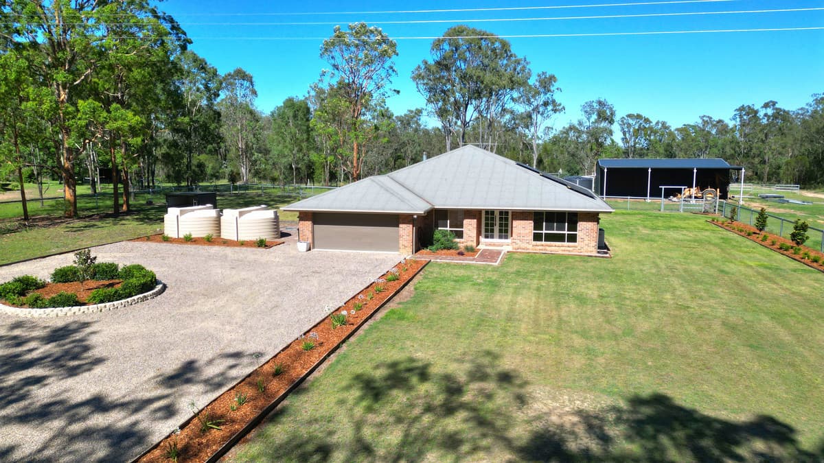 92 George Street, Nanango QLD 4615, Nanango - Image 1