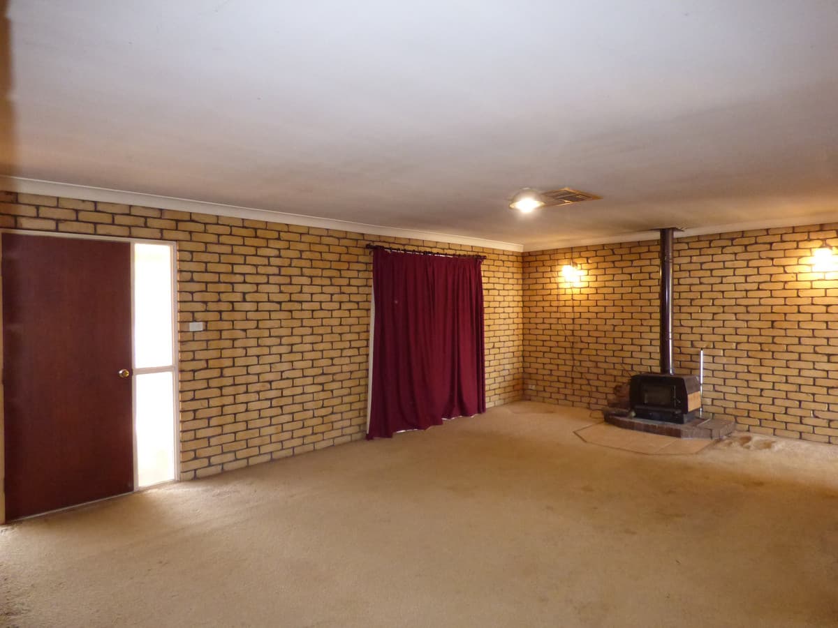87 - 89 Barlee Street, St George QLD 4487, St George - Thumbnail 2