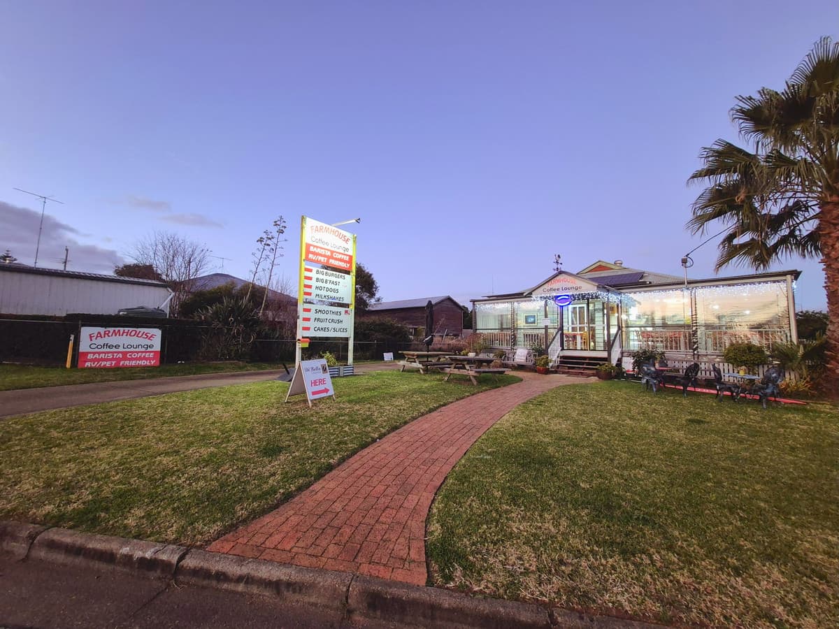 24 Toomey Street, YARRAMAN QLD 4614, Yarraman - Thumbnail 3