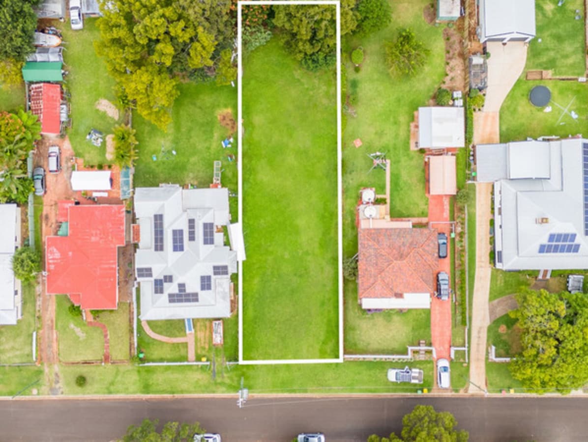 22 Cumming Street, North Toowoomba QLD 4350, North Toowoomba - Thumbnail 2