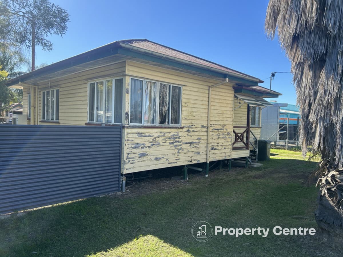 17 Rochedale Street, Dalby QLD 4405, Dalby - Thumbnail 3