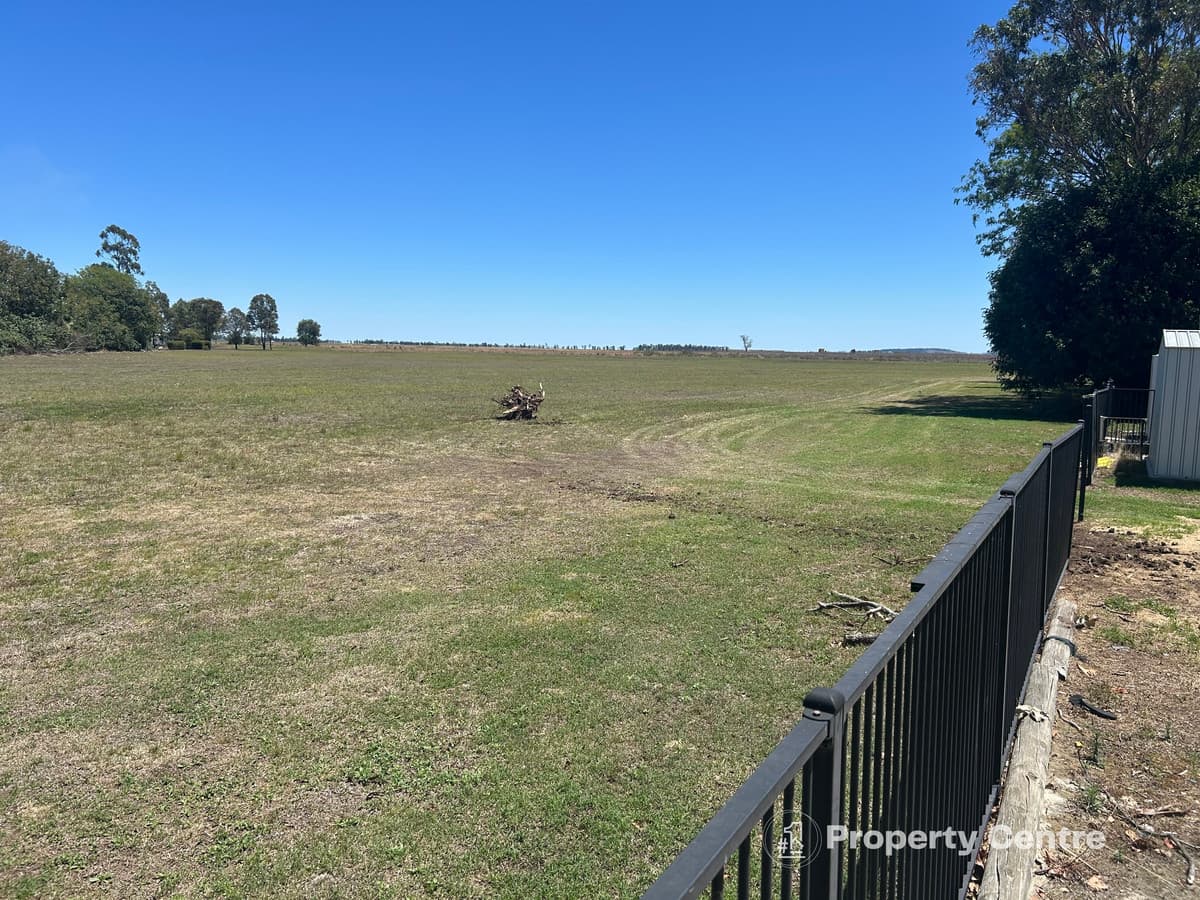 49 Kookaburra Street, Dalby QLD 4405, Dalby - Thumbnail 3